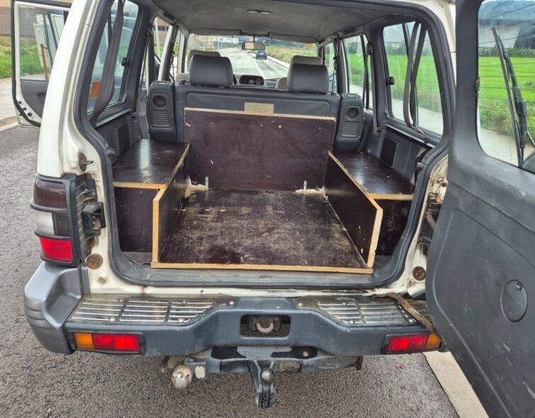 MITSUBISHI  MONTERO 4X4 ***IMPECCABLE***